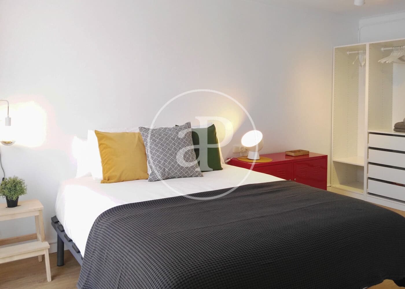 Apartamento de 2 habitaciones en Barcelona ciudad en venta - 235.000 € (Ref: 9833637)