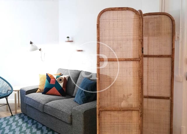 Apartamento de 2 habitaciones en El Raval, Barcelona ciudad en venta - 235.000 € (Ref: 9833637)