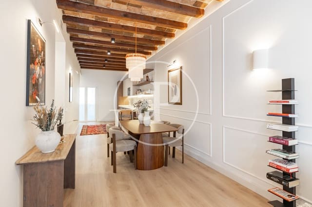 3 bedroom Apartment for sale in El Poble Sec, Barcelona city - € 740,000 (Ref: 9833638)