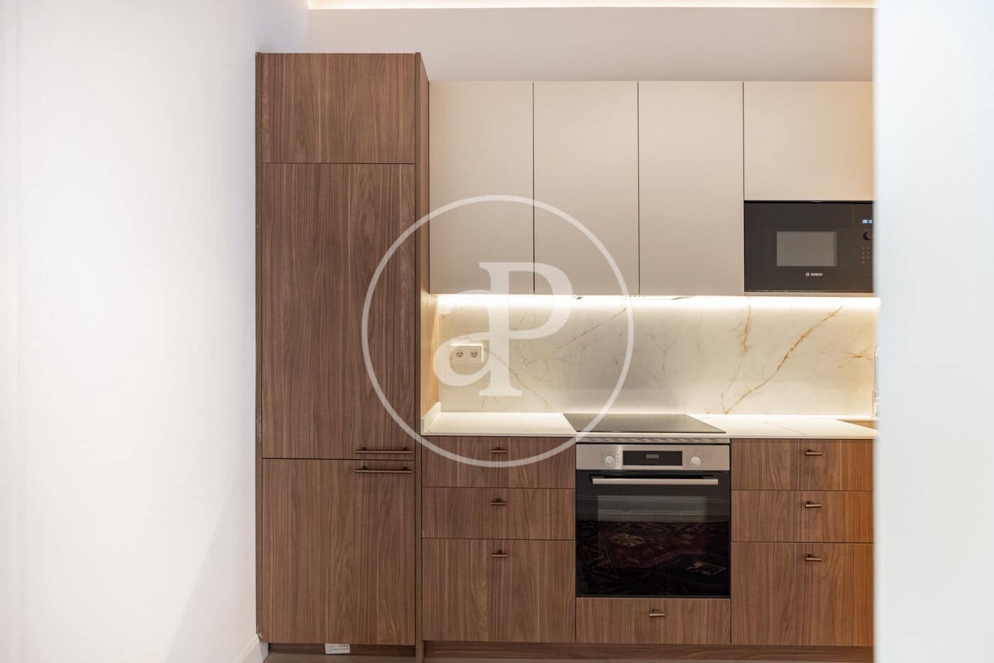 3 bedroom Apartment for sale in Barcelona city - € 740,000 (Ref: 9833638)