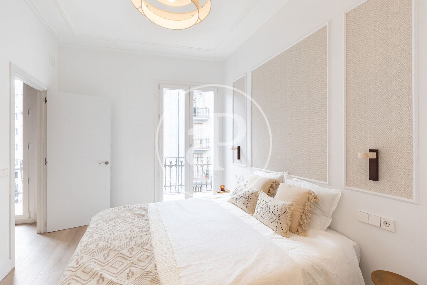 3 bedroom Apartment for sale in Barcelona city - € 740,000 (Ref: 9833638)
