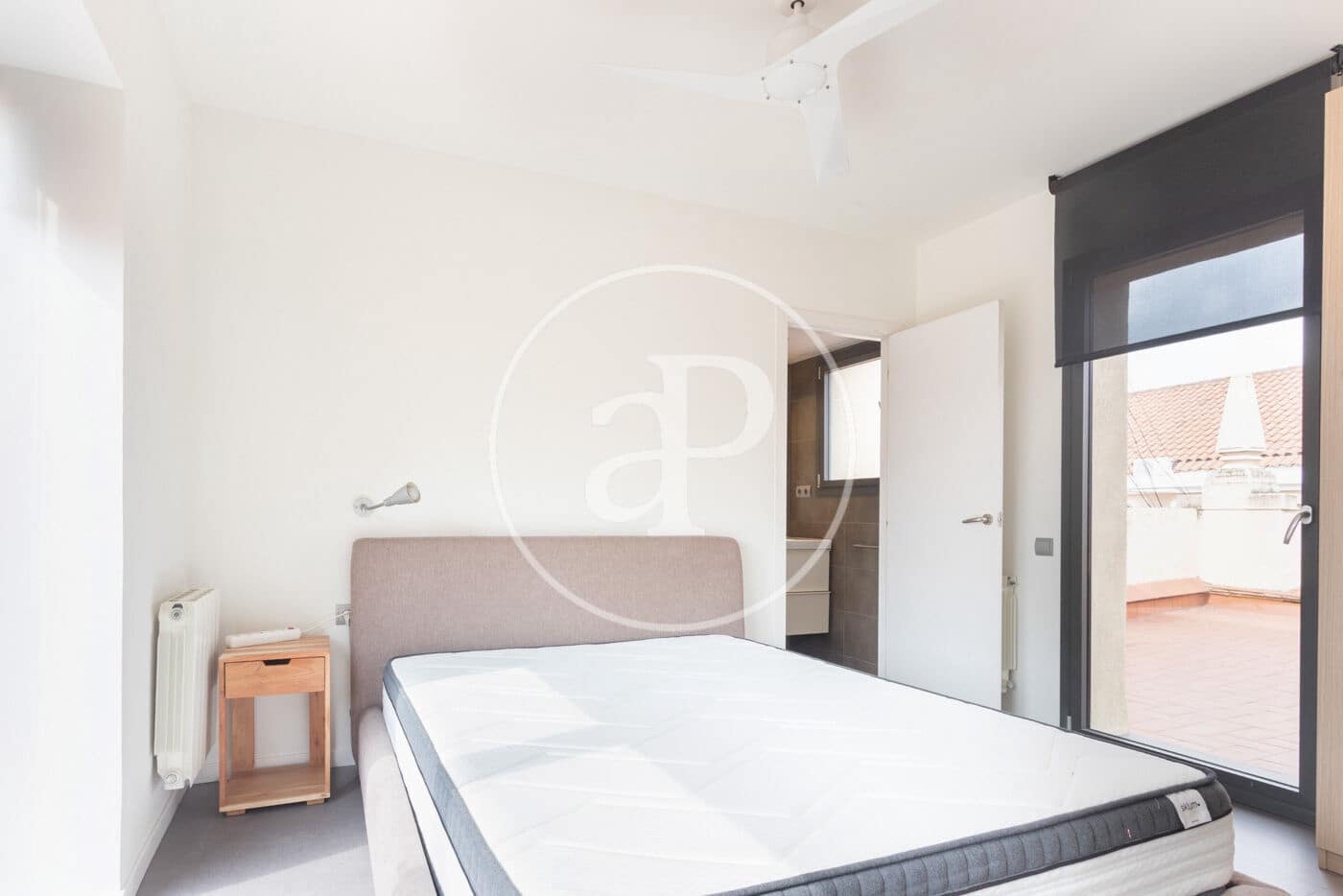 Appartement de 1 chambre à louer à Barcelone ville - 1 325 € (Ref: 9833639)
