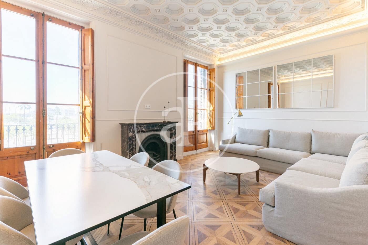 2 bedroom Apartment for sale in Barcelona city with pool - € 850,000 (Ref: 9833640)