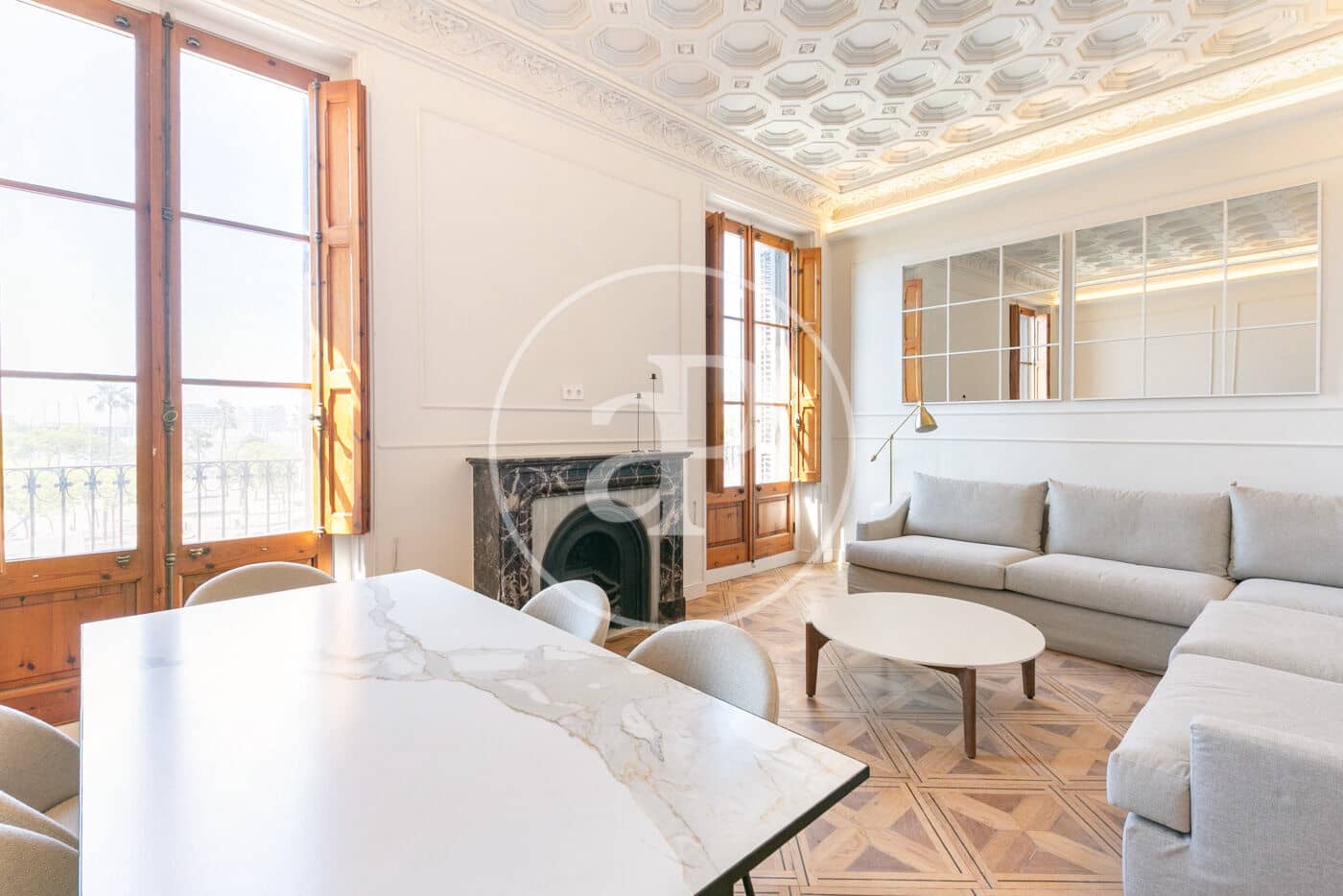 2 bedroom Apartment for sale in Barcelona city with pool - € 850,000 (Ref: 9833640)