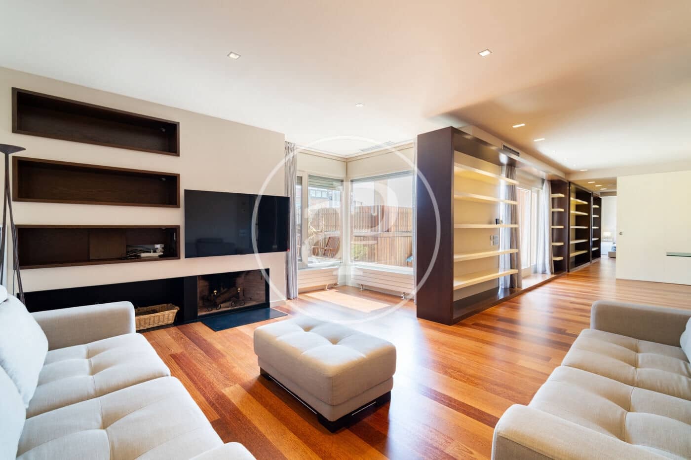 5 soverom Leilighet til leie i Barcelona by - € 7 835 (Ref: 9833641)