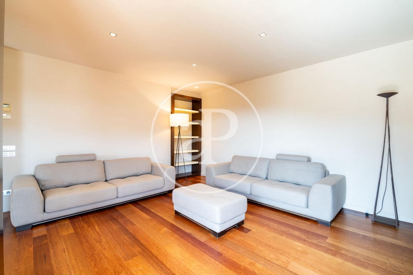 5 soverom Leilighet til leie i Barcelona by - € 7 835 (Ref: 9833641)