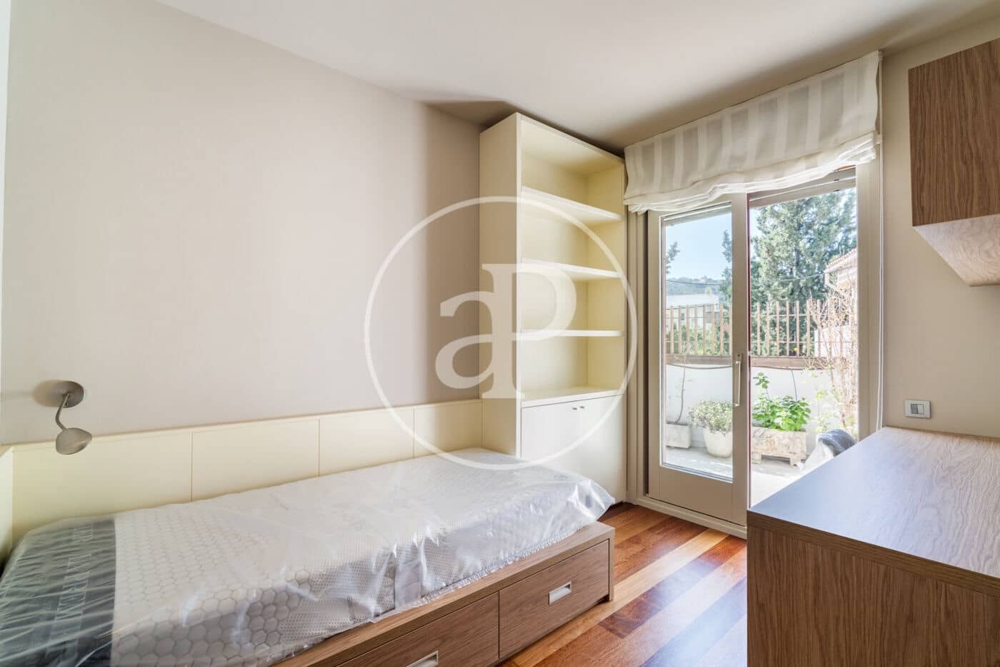5 soverom Leilighet til leie i Barcelona by - € 7 835 (Ref: 9833641)