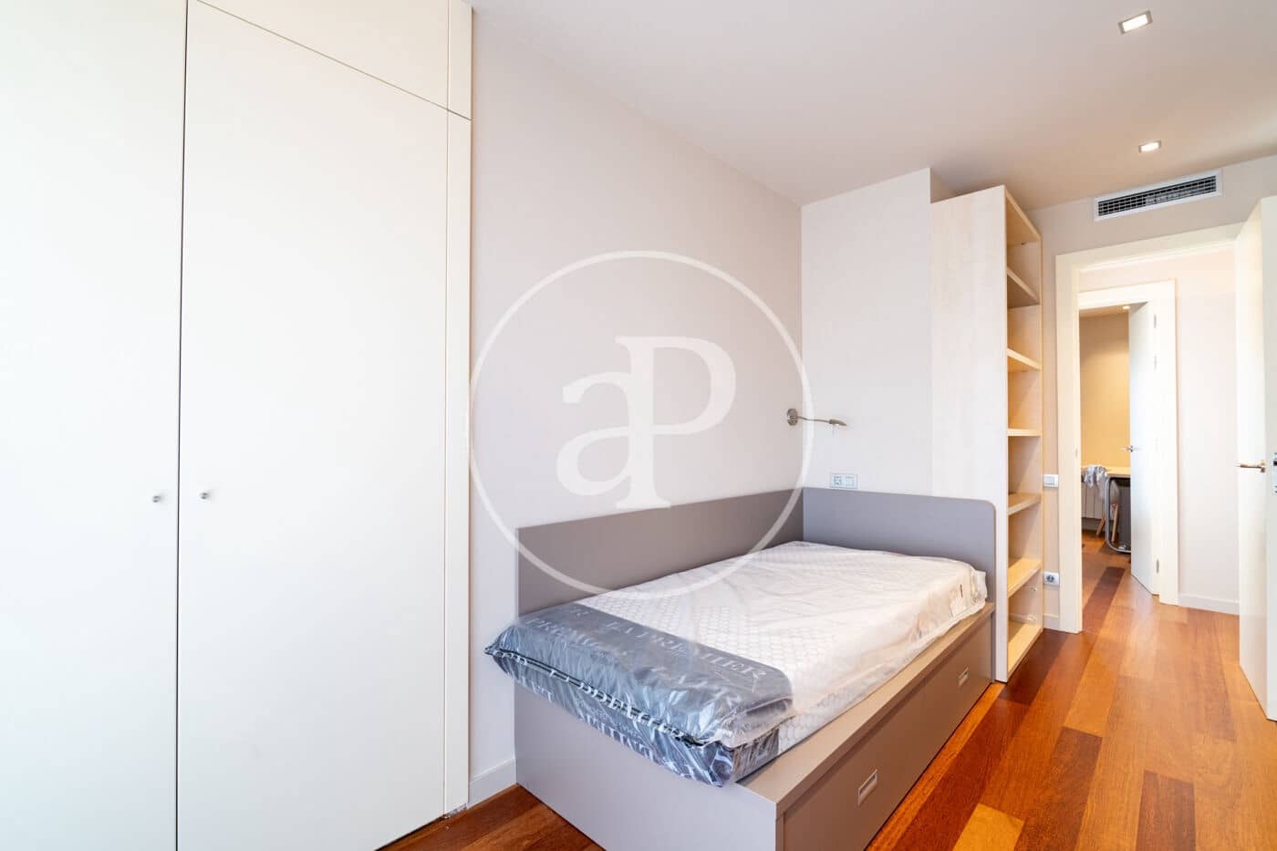 5 soverom Leilighet til leie i Barcelona by - € 7 835 (Ref: 9833641)