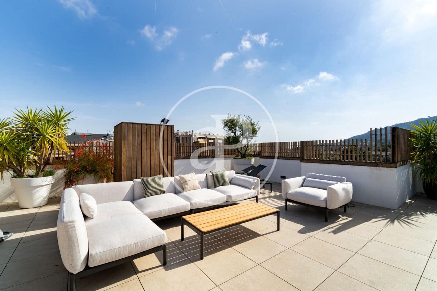 5 soverom Leilighet til leie i Barcelona by - € 7 835 (Ref: 9833641)