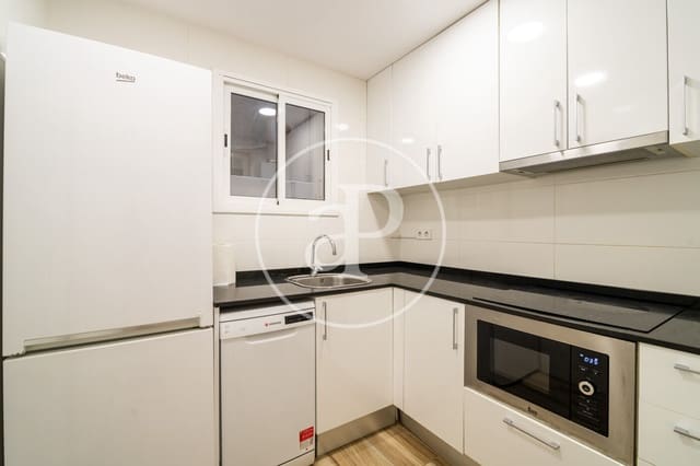 3 bedroom Apartment for sale in La Sagrera, Barcelona city - € 375,000 (Ref: 9833642)