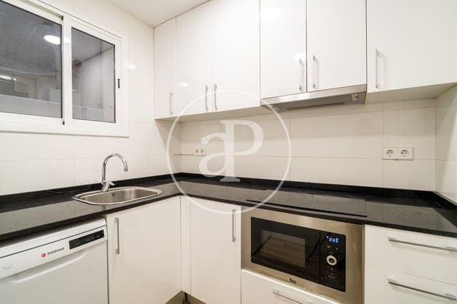 3 bedroom Apartment for sale in La Sagrera, Barcelona city - € 375,000 (Ref: 9833642)