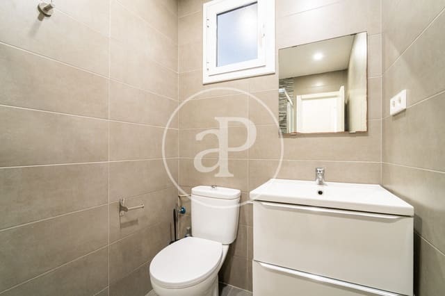 3 bedroom Apartment for sale in La Sagrera, Barcelona city - € 375,000 (Ref: 9833642)