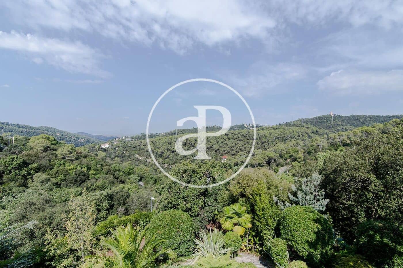 2 bedroom Apartment for rent in Barcelona city - € 2,900 (Ref: 9833643)