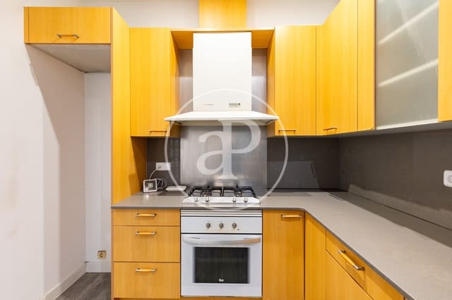 3 bedroom Apartment for sale in La Dreta de L'Eixample, Barcelona city - € 719,000 (Ref: 9836655)