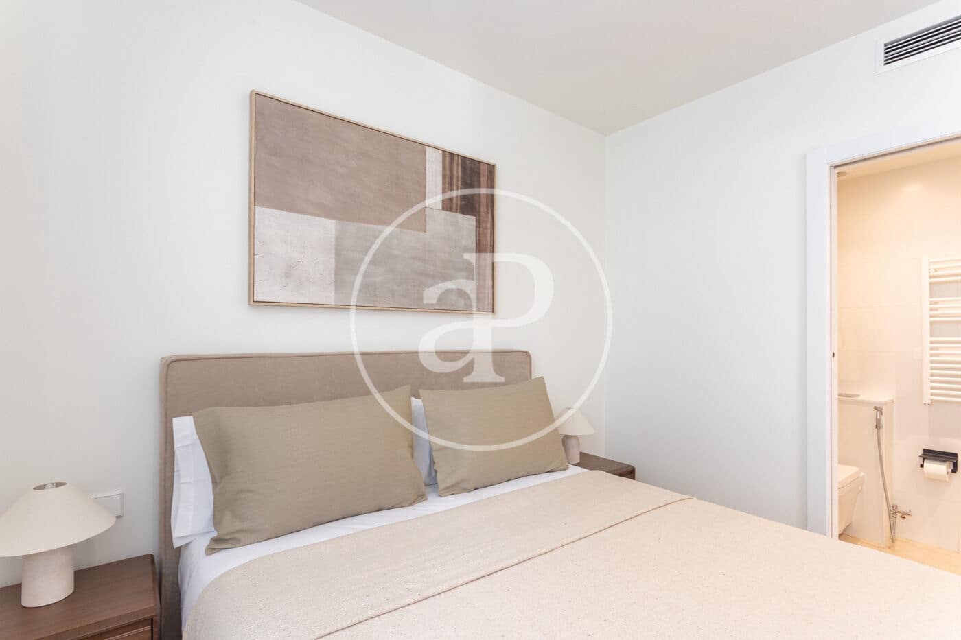 2 bedroom Apartment for rent in Barcelona city - € 2,600 (Ref: 9836656)