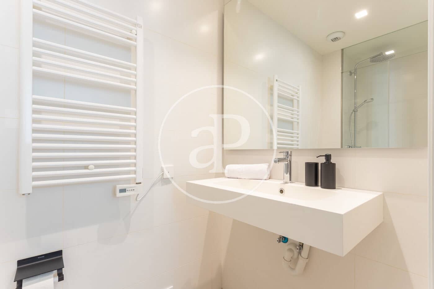 2 bedroom Apartment for rent in Barcelona city - € 2,600 (Ref: 9836656)