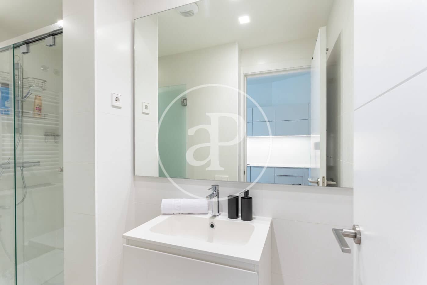 2 bedroom Apartment for rent in Barcelona city - € 2,600 (Ref: 9836656)