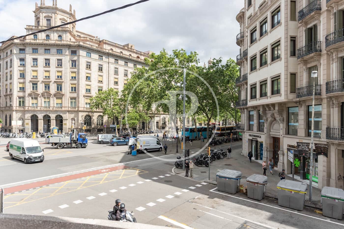 2 bedroom Apartment for rent in Barcelona city - € 2,600 (Ref: 9836656)