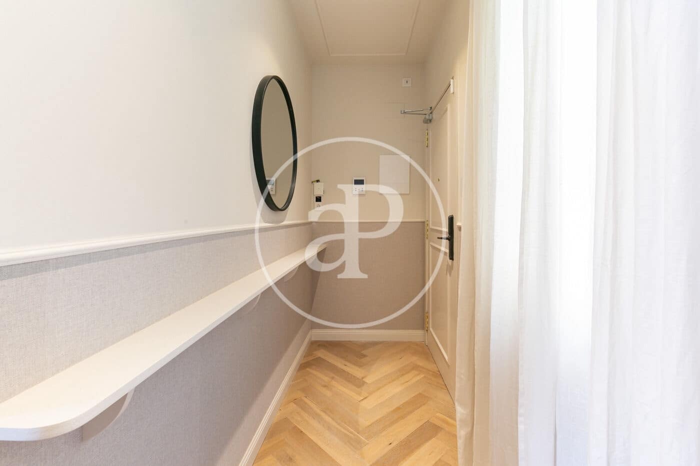2 bedroom Apartment for sale in Barcelona city with pool - € 850,000 (Ref: 9836657)