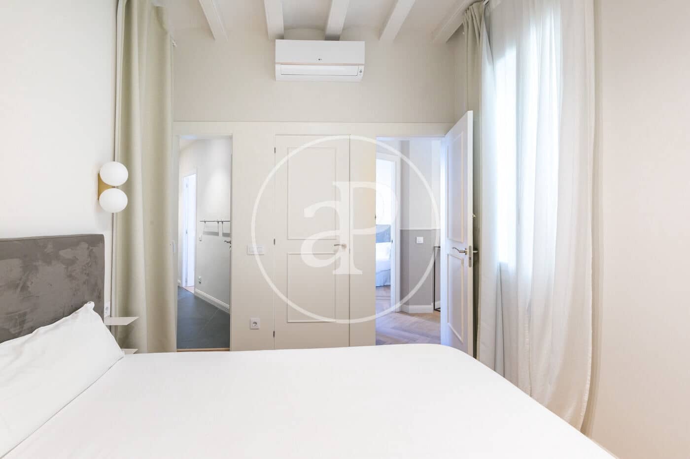 2 bedroom Apartment for sale in Barcelona city with pool - € 850,000 (Ref: 9836657)