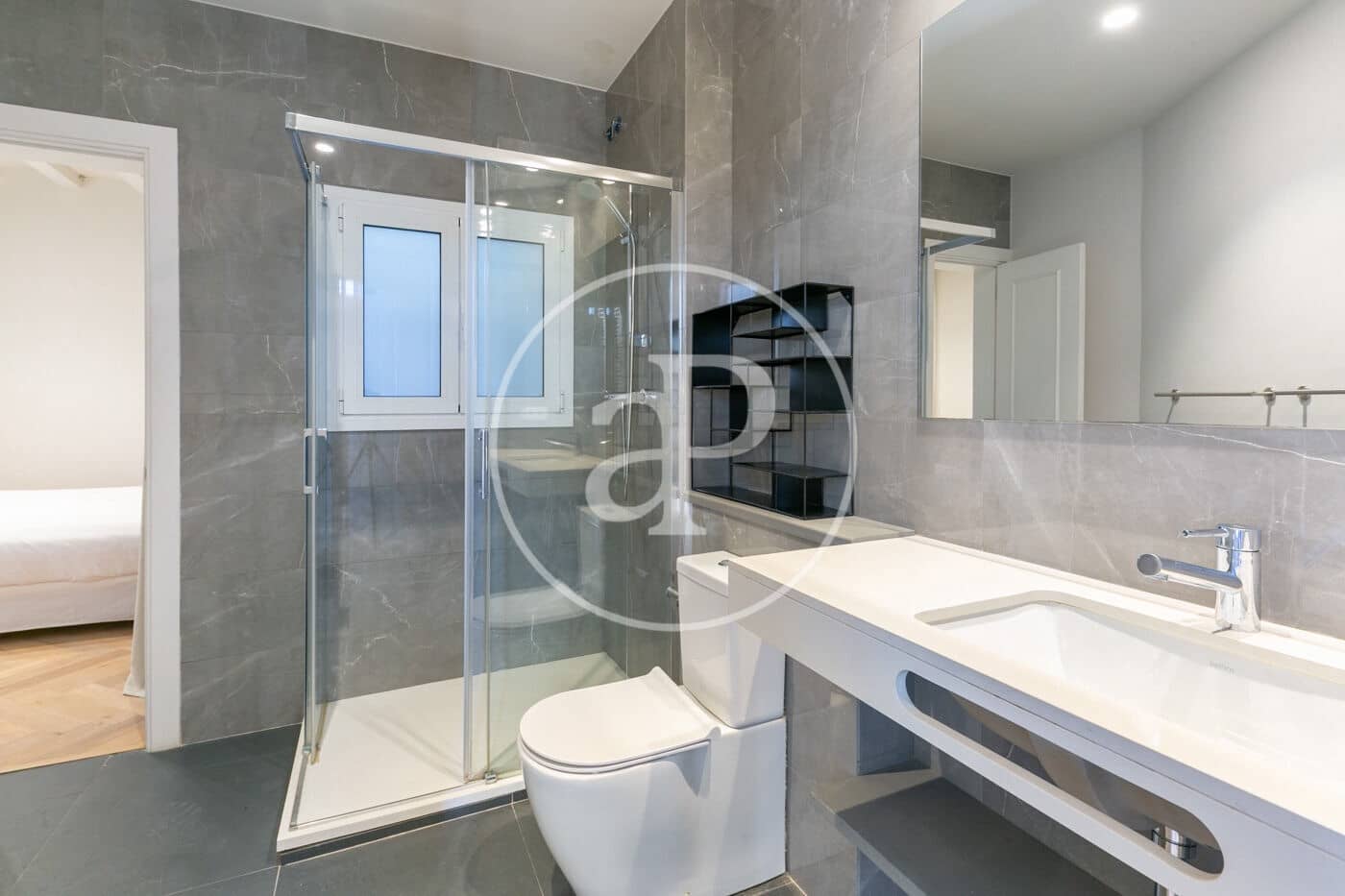 2 bedroom Apartment for sale in Barcelona city with pool - € 850,000 (Ref: 9836657)