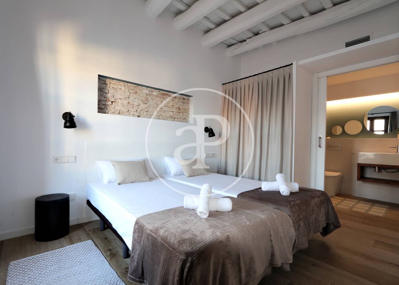 2 soveværelse Lejlighed til salg i Barcelona by - € 2.800.000 (Ref: 9843377)