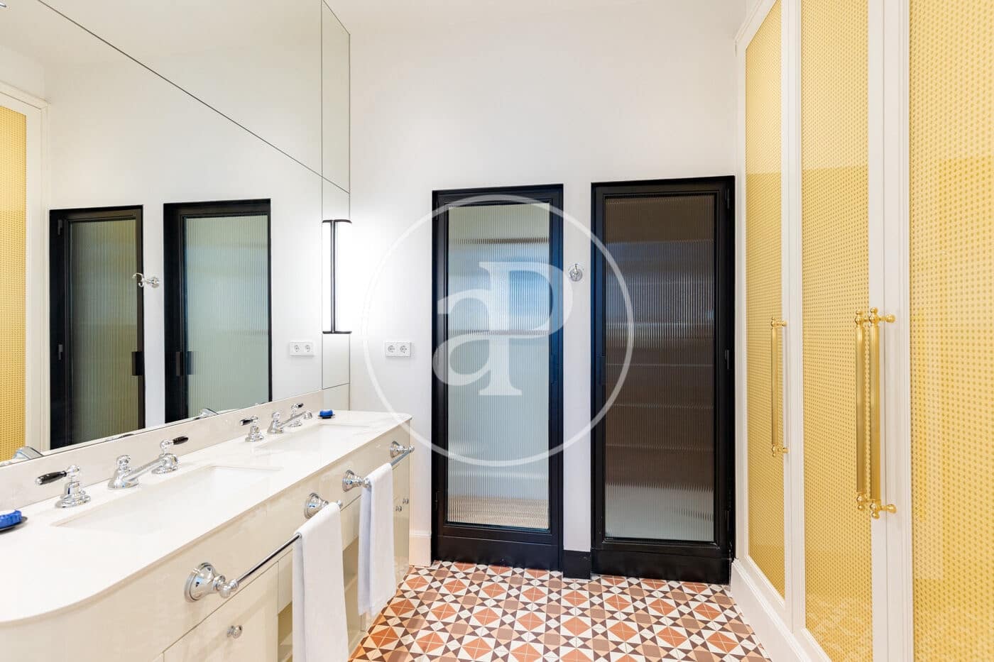 3 bedroom Apartment for rent in Barcelona city with pool - € 18,000 (Ref: 9843381)