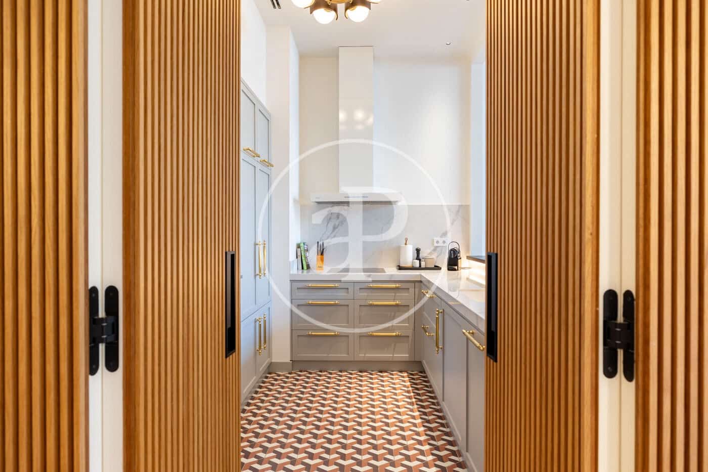 3 bedroom Apartment for rent in Barcelona city with pool - € 18,000 (Ref: 9843381)