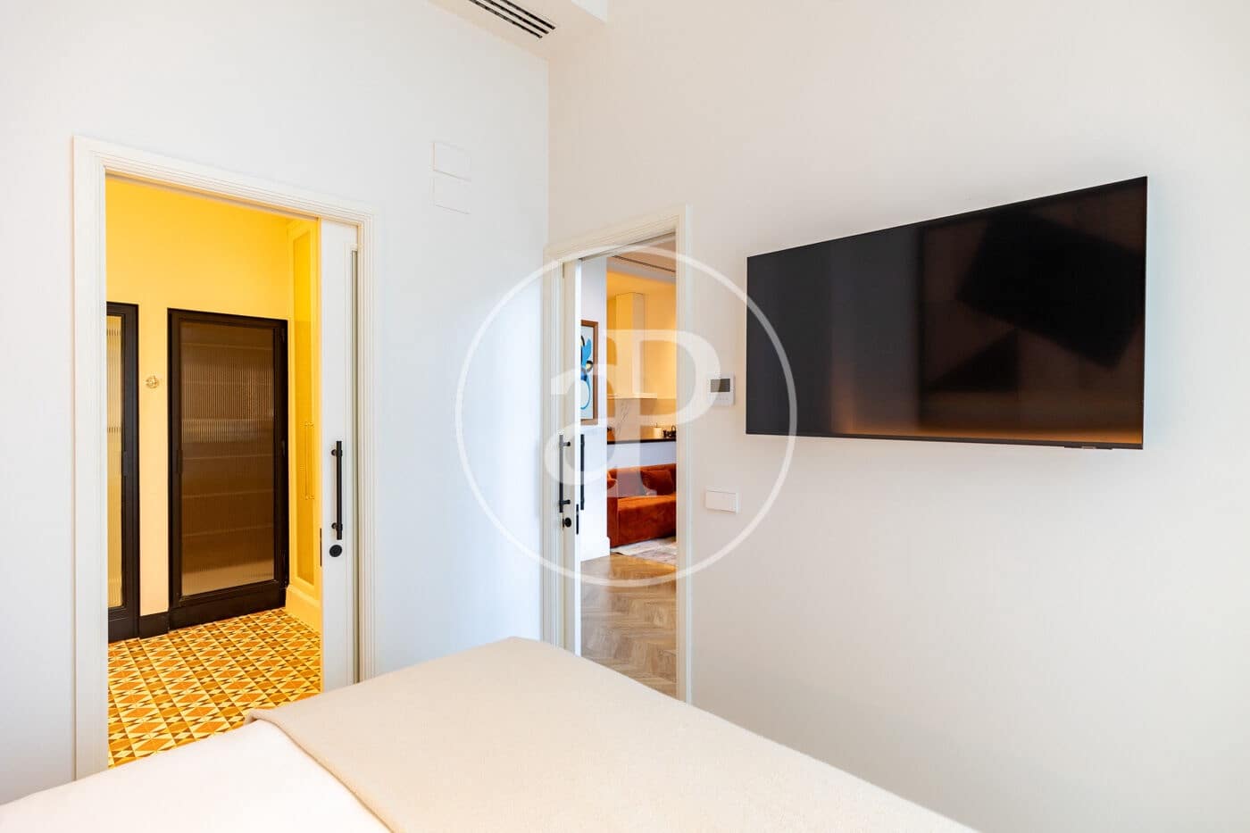 3 bedroom Apartment for rent in Barcelona city with pool - € 18,000 (Ref: 9843381)