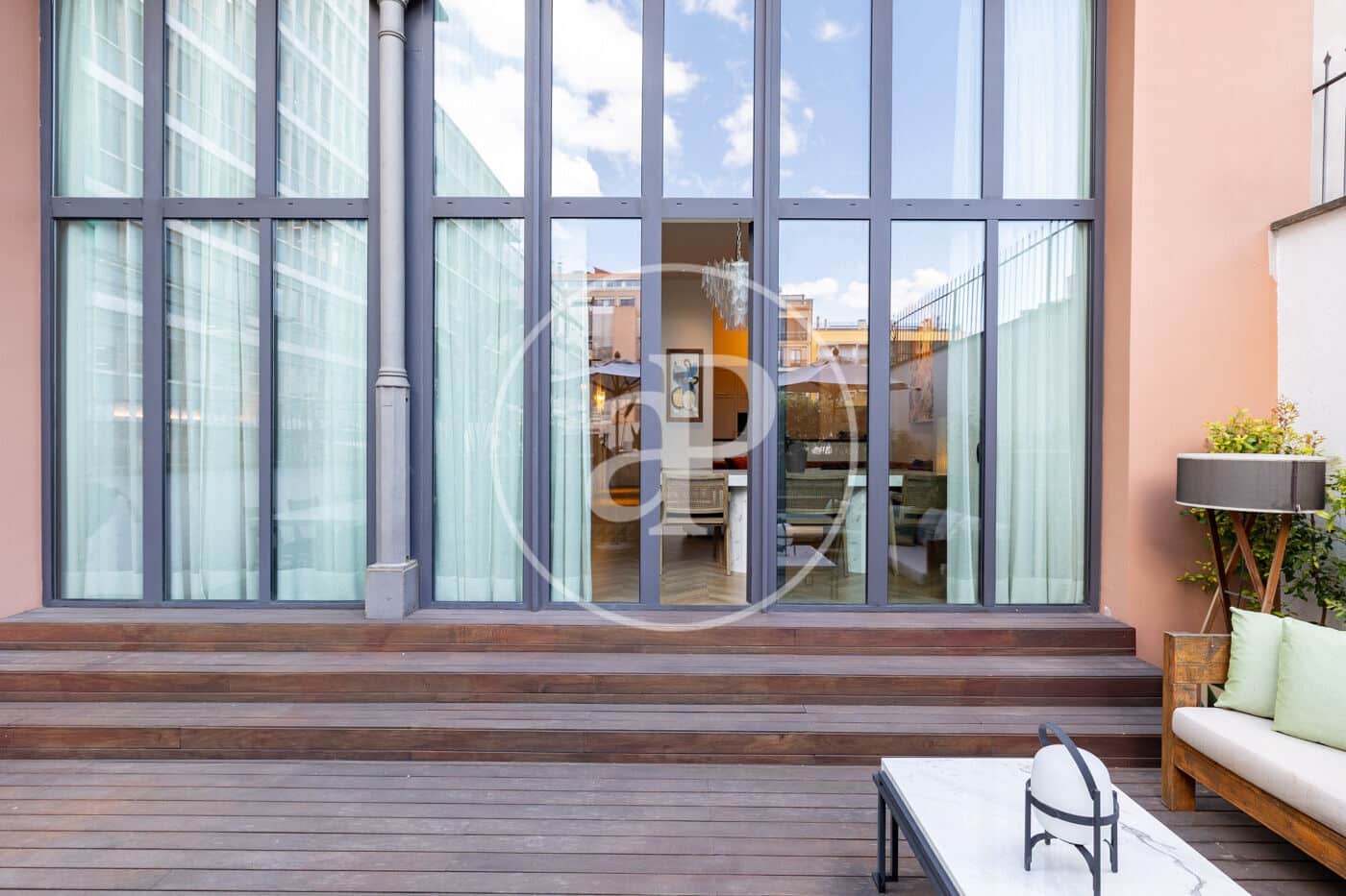 3 bedroom Apartment for rent in Barcelona city with pool - € 18,000 (Ref: 9843381)