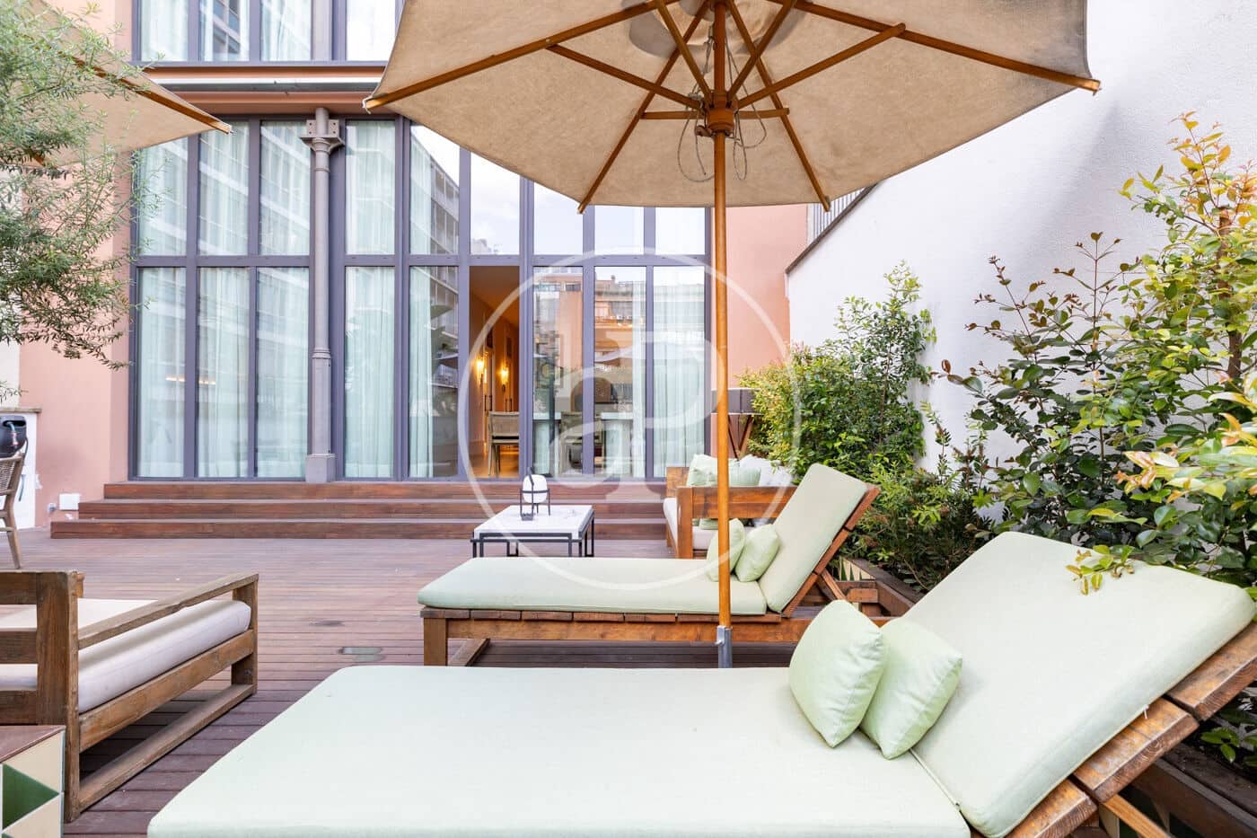 3 bedroom Apartment for rent in Barcelona city with pool - € 18,000 (Ref: 9843381)