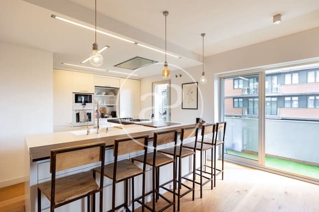 1 sypialnia Apartament na sprzedaż w El Poblenou, Miasto Barcelona - 599 000 € (Ref: 9846214)