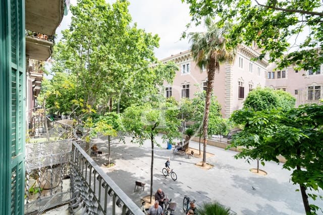 2 chambre Appartement à vendre à L'Antiga Esquerra de L'Eixample, Barcelone ville - 675 000 € (Ref: 9846215)