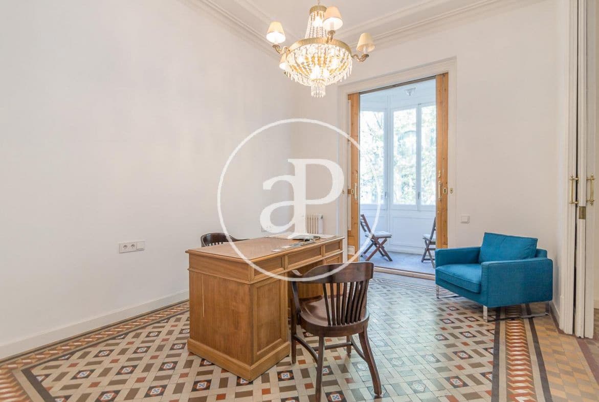 5 bedroom Apartment for rent in Barcelona city - € 5,200 (Ref: 9846217)