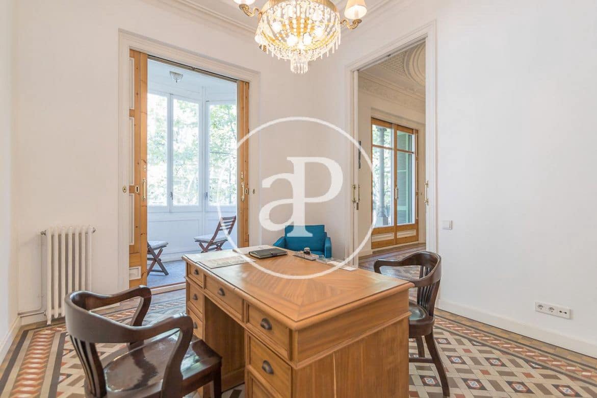 5 bedroom Apartment for rent in Barcelona city - € 5,200 (Ref: 9846217)