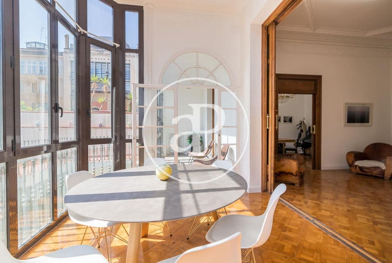 5 bedroom Apartment for rent in Barcelona city - € 5,200 (Ref: 9846217)