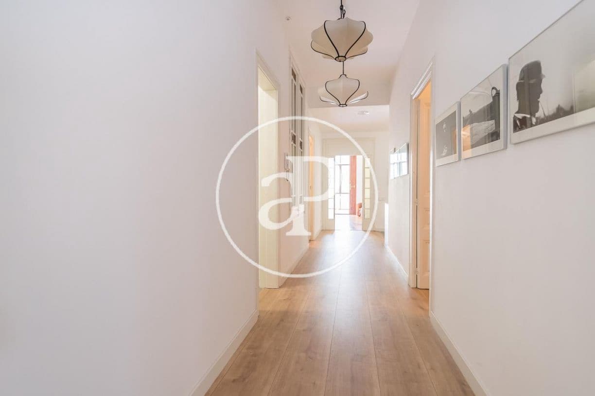 5 bedroom Apartment for rent in Barcelona city - € 5,200 (Ref: 9846217)