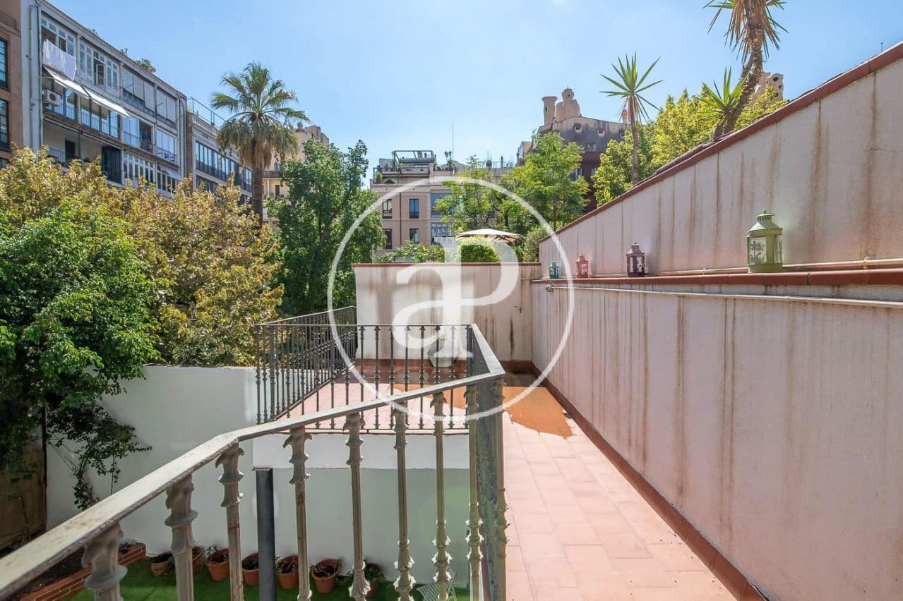 5 bedroom Apartment for rent in Barcelona city - € 5,200 (Ref: 9846217)