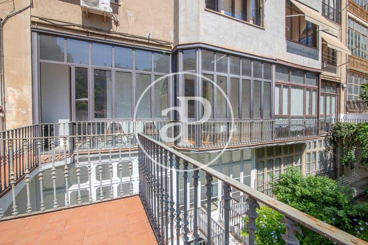 5 bedroom Apartment for rent in Barcelona city - € 5,200 (Ref: 9846217)