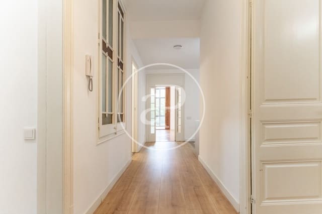 5 quarto Apartamento para arrendar em La Dreta de L'Eixample, Barcelona cidade - 5 200 € (Ref: 9846217)