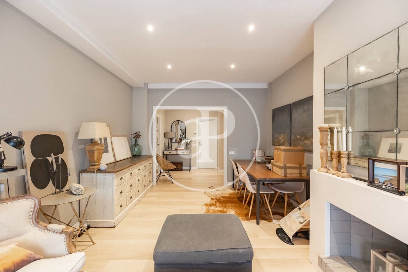 3 soveværelse Lejlighed til salg i Barcelona by - € 895.000 (Ref: 9846218)