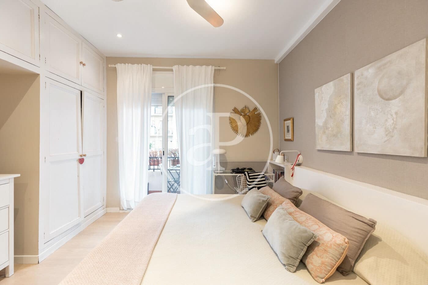 3 soveværelse Lejlighed til salg i Barcelona by - € 895.000 (Ref: 9846218)