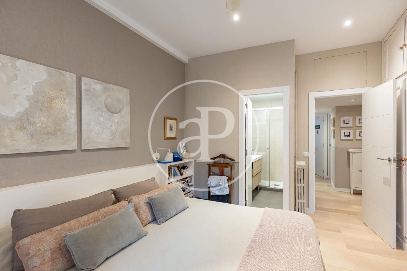 3 soveværelse Lejlighed til salg i Barcelona by - € 895.000 (Ref: 9846218)