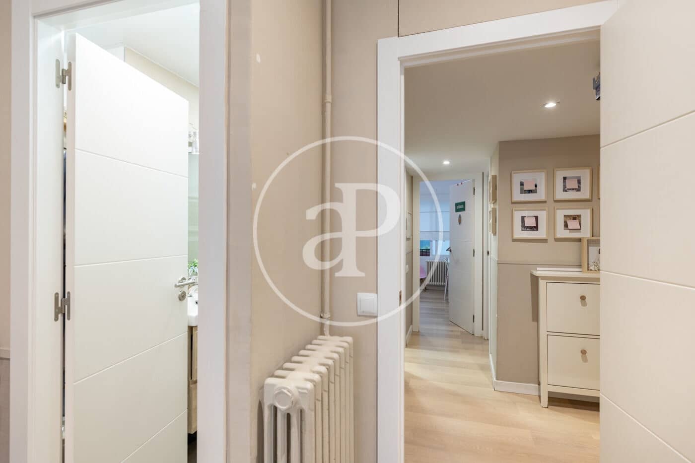 3 soveværelse Lejlighed til salg i Barcelona by - € 895.000 (Ref: 9846218)