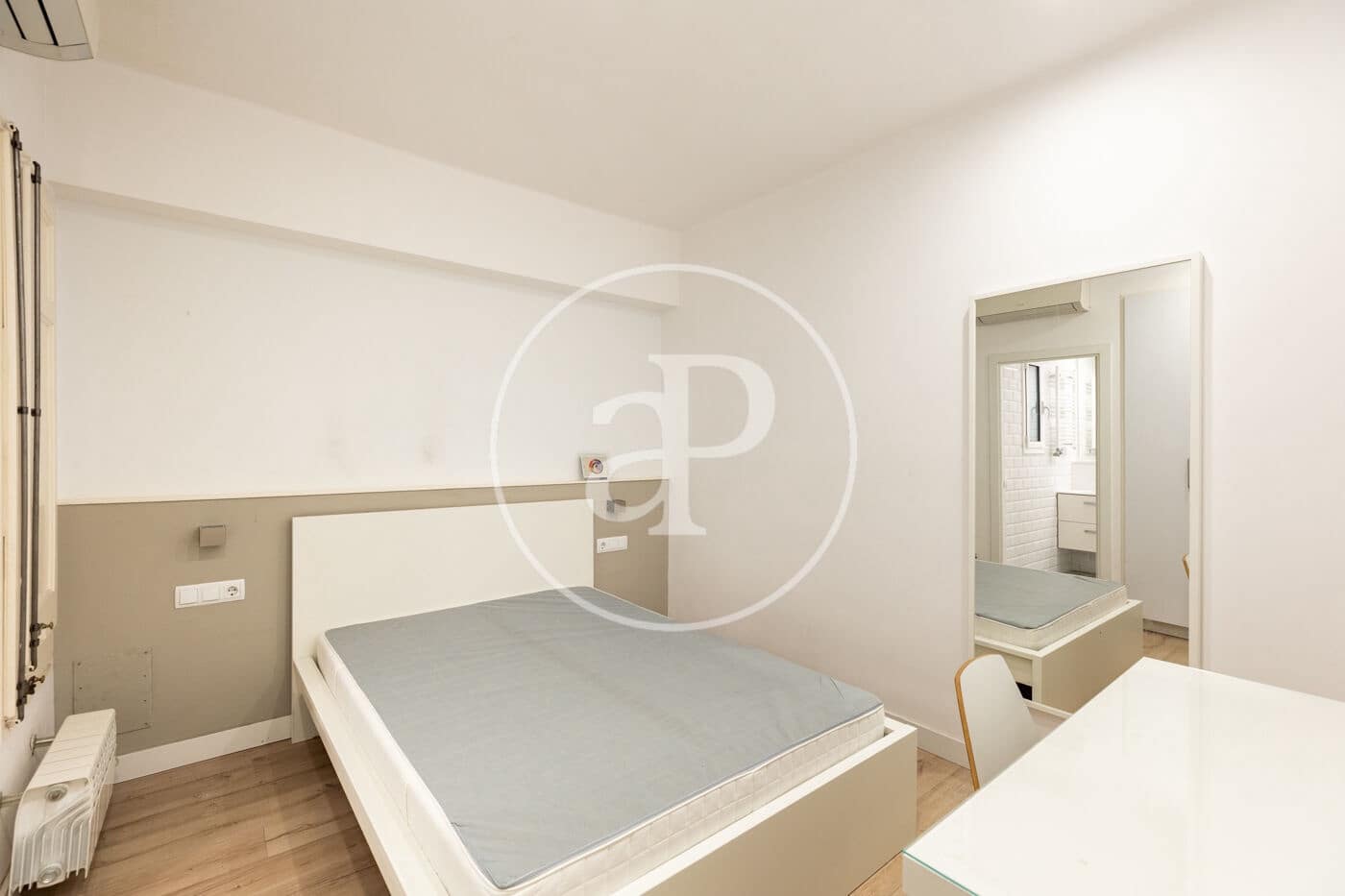 3 slaapkamer Appartement te koop in Barcelona stad - € 465.000 (Ref: 9849349)