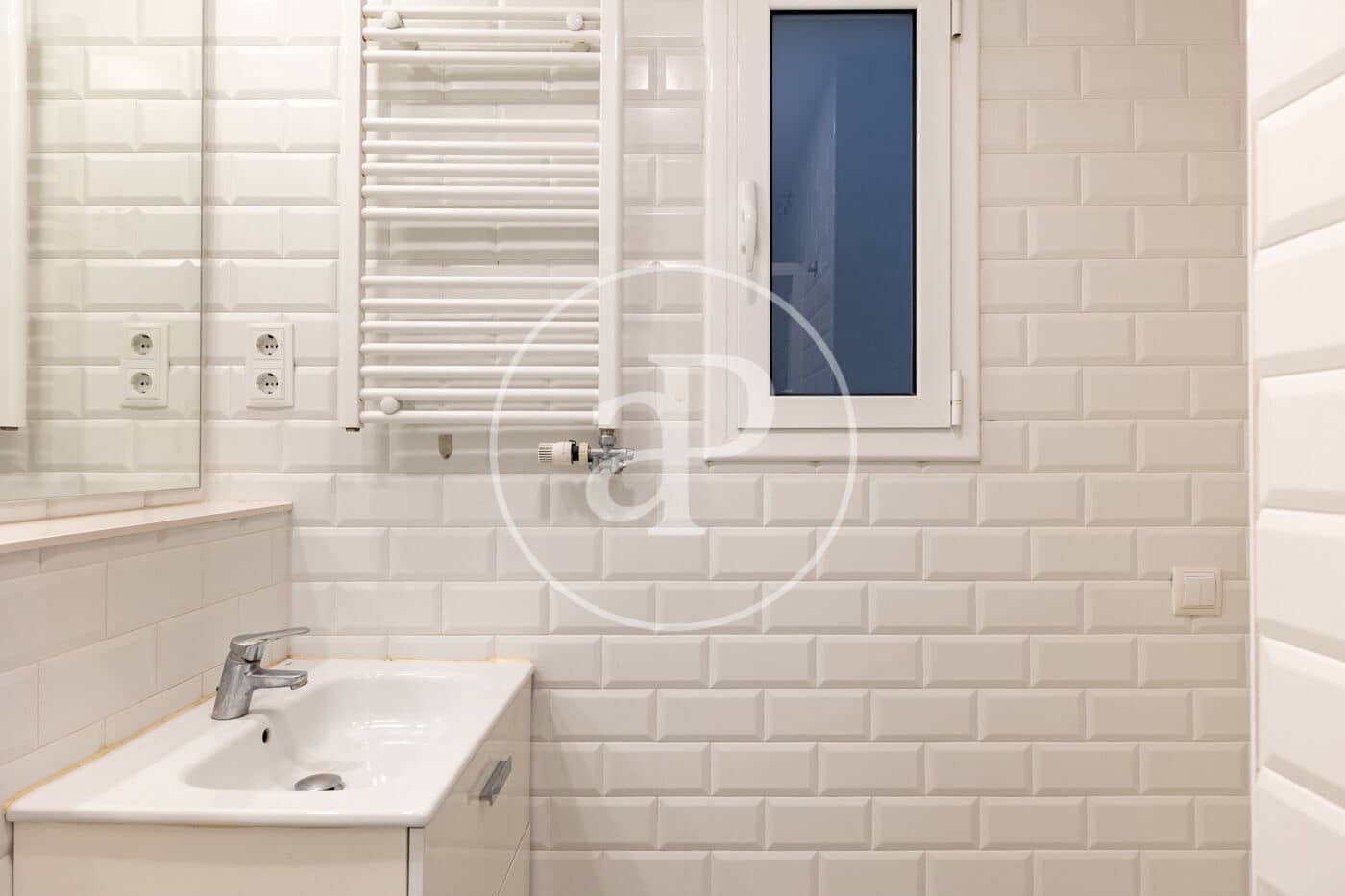 3 slaapkamer Appartement te koop in Barcelona stad - € 465.000 (Ref: 9849349)