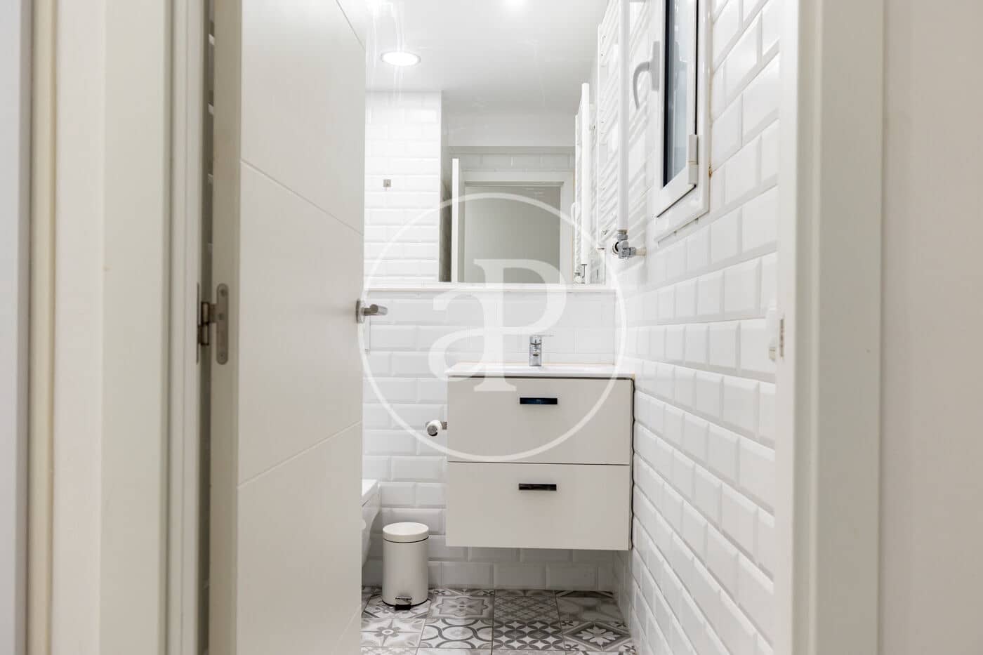 3 slaapkamer Appartement te koop in Barcelona stad - € 465.000 (Ref: 9849349)
