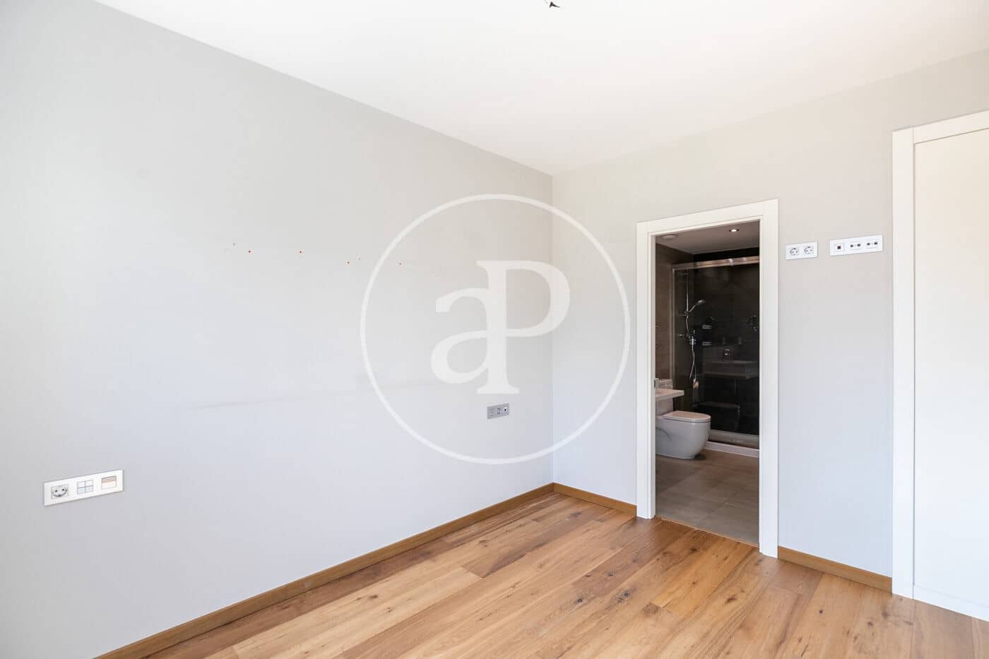 2 soveværelse Lejlighed til salg i Barcelona by med swimmingpool - € 860.000 (Ref: 9849353)