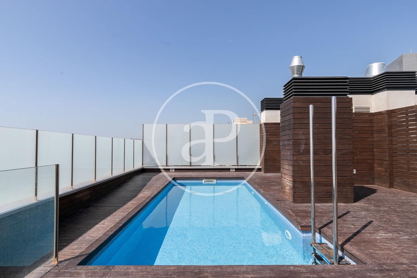 2 soveværelse Lejlighed til salg i Barcelona by med swimmingpool - € 860.000 (Ref: 9849353)