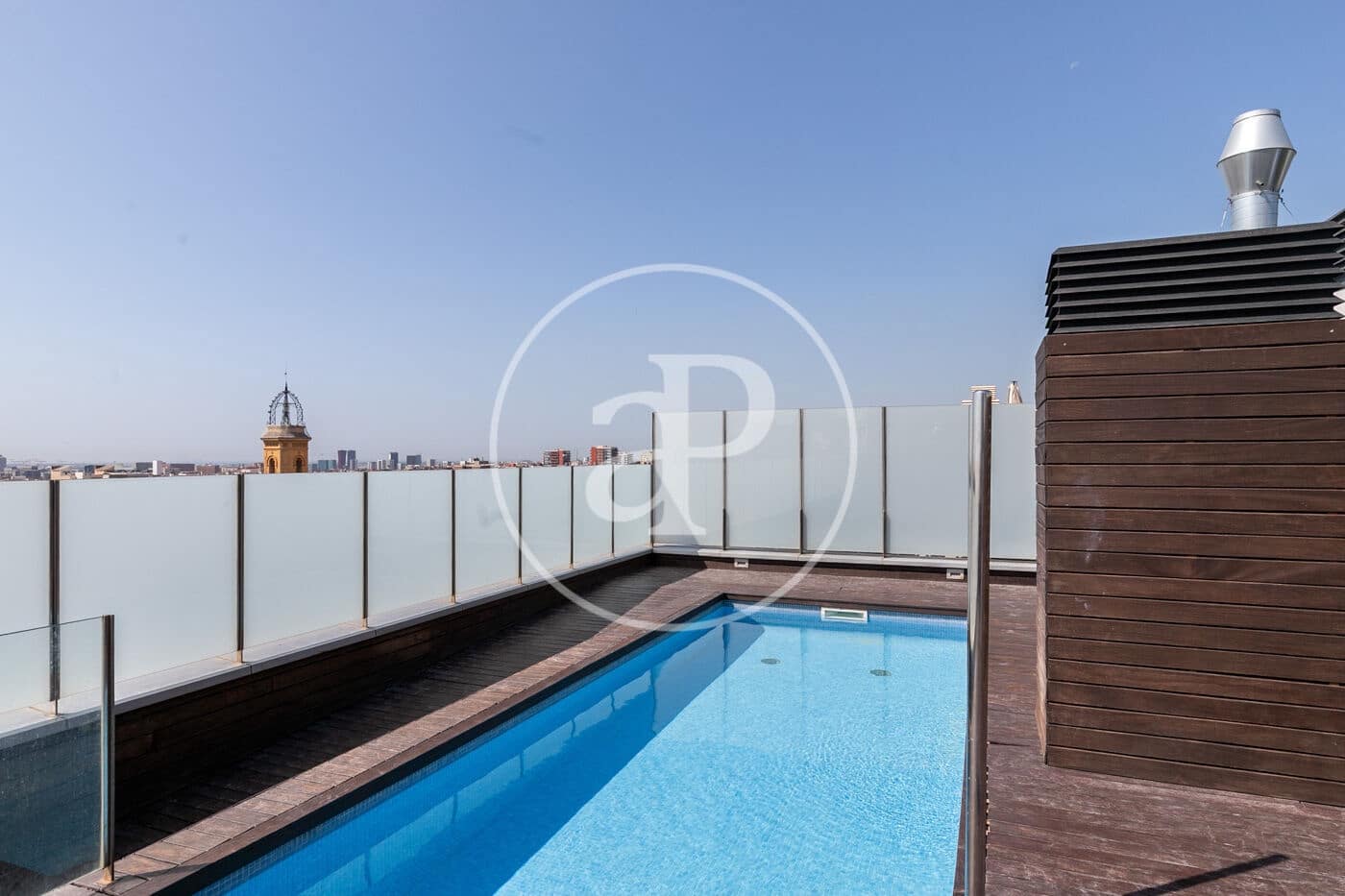 2 soveværelse Lejlighed til salg i Barcelona by med swimmingpool - € 860.000 (Ref: 9849353)
